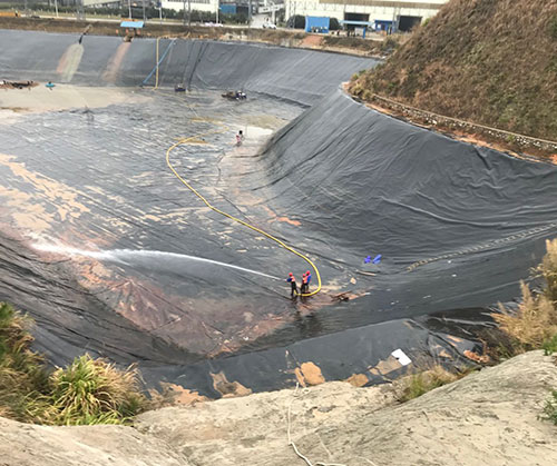 奉贤废水池清理